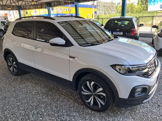 VOLKSWAGEN T-CROSS 1.0 200 TSI TOTAL FLEX COMFORTLINE AUTOMÁTICO VOLKSWAGEN T-CROSS 1.0 200 TSI TOTAL FLEX COMFORTLINE AUTOMÁTICO