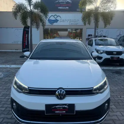 VOLKSWAGEN VIRTUS 1.0 200 TSI HIGHLINE AUTOMÁTICO