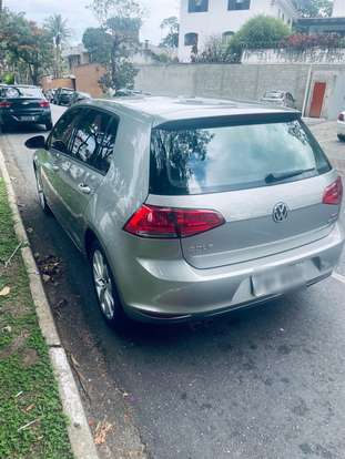 VOLKSWAGEN-GOLF-2014