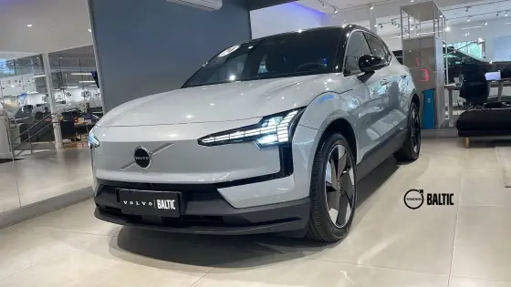 VOLVO EX30 69 KW ELÉTRICO PLUS