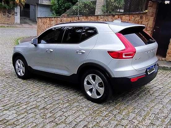 VOLVO-XC40-2.0 T4 GASOLINA GEARTRONIC VOLVO-XC40-2018