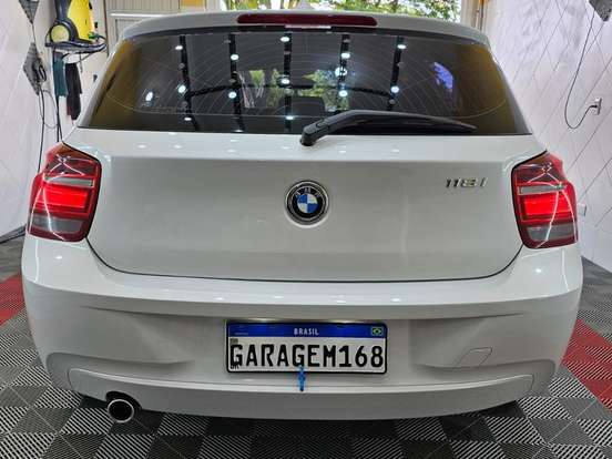 BMW-118i-1.6 SPORT GP 16V TURBO GASOLINA 4P AUTOMÁTICO BMW-118i-2014