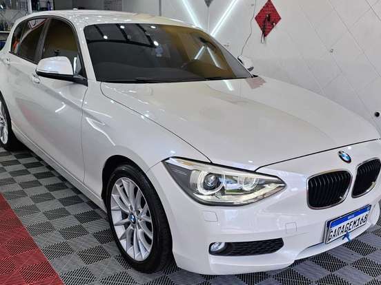 BMW-118i-1.6 SPORT GP 16V TURBO GASOLINA 4P AUTOMÁTICO BMW-118i-2014