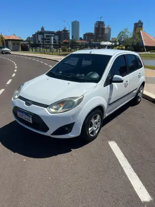 FORD FIESTA 1.6 MPI HATCH 8V FLEX 4P MANUAL FORD FIESTA 1.6 MPI HATCH 8V FLEX 4P MANUAL