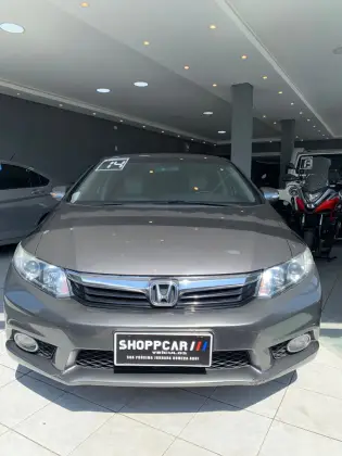 HONDA CIVIC 2.0 LXR 16V FLEX 4P AUTOMÁTICO HONDA CIVIC 2.0 LXR 16V FLEX 4P AUTOMÁTICO