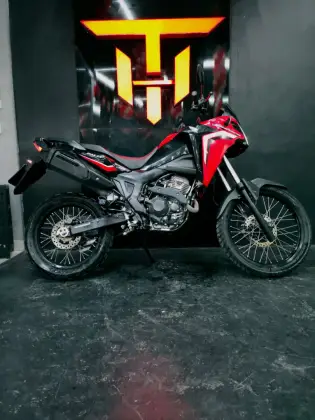 HONDA XRE 300 SAHARA RALLY 