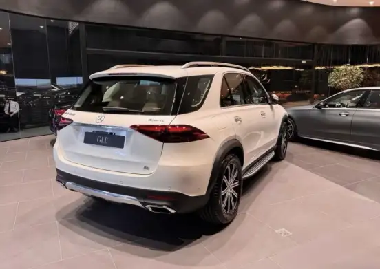 MERCEDES-BENZ-GLE 450d-2025