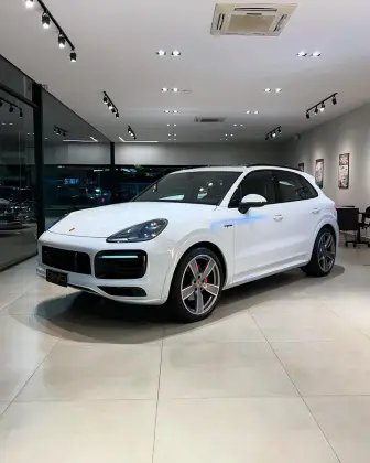 PORSCHE CAYENNE 3.0 V6 E-HYBRID PLATINUM EDITION AWD TIPTRONIC S