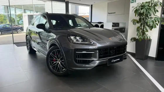 PORSCHE CAYENNE 3.0 V6 S E-HYBRID BLACK EDITION AWD TIPTRONIC S PORSCHE CAYENNE 3.0 V6 S E-HYBRID BLACK EDITION AWD TIPTRONIC S