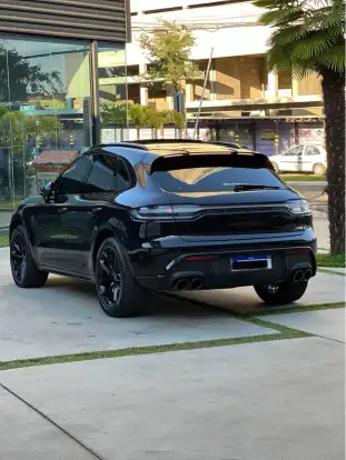 PORSCHE-MACAN-2024