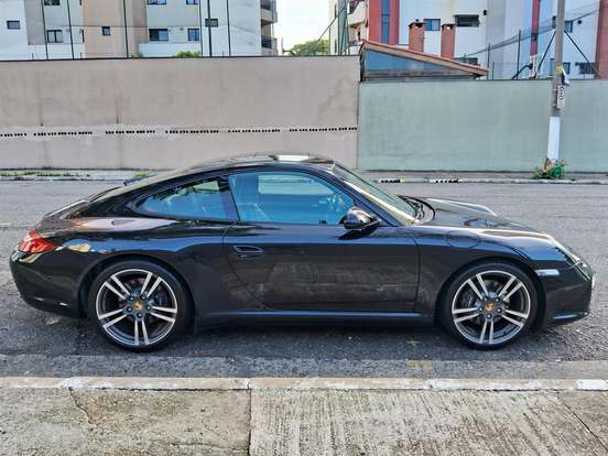 PORSCHE-911-2011