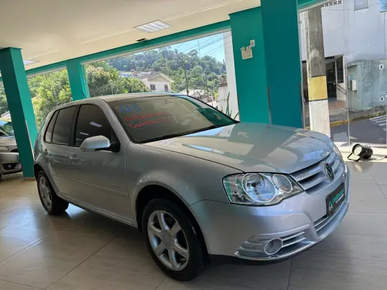VOLKSWAGEN GOLF 2.0 MI COMFORTLINE 8V GASOLINA 4P AUTOMÁTICO