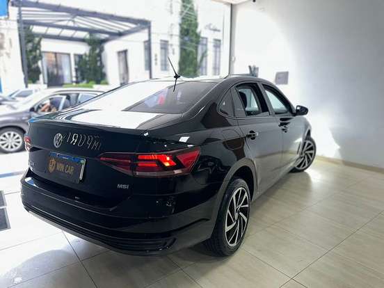 VOLKSWAGEN-VIRTUS-2021
