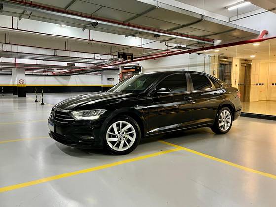 VOLKSWAGEN JETTA 1.4 250 TSI TOTAL FLEX COMFORTLINE TIPTRONIC