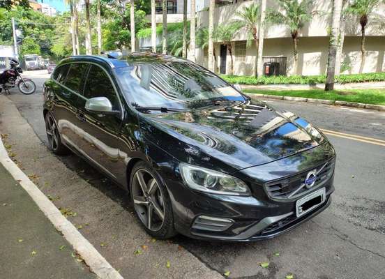 VOLVO-V60-2013
