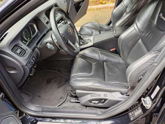 VOLVO-V60-2013