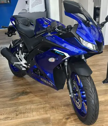 YAMAHA YZF R15 