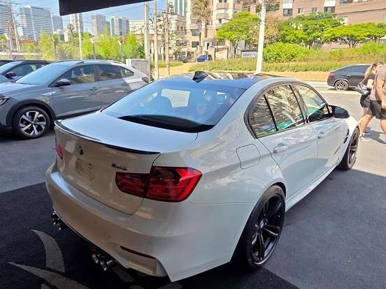 BMW-M3-3.0 I6 GASOLINA SEDAN AUTOMÁTICO BMW-M3-2014
