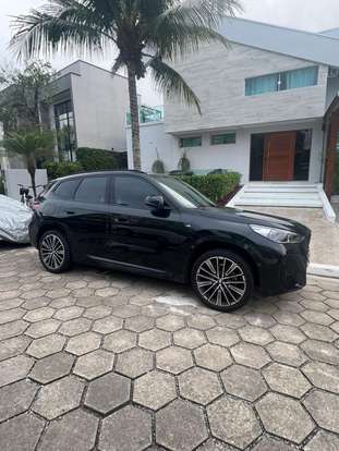 BMW-X1-2024