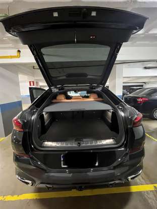 BMW-X6-2023