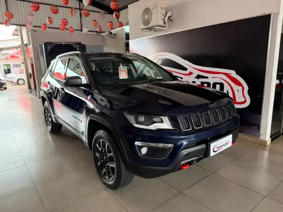 JEEP COMPASS 2.0 16V DIESEL TRAILHAWK 4X4 AUTOMÁTICO JEEP COMPASS 2.0 16V DIESEL TRAILHAWK 4X4 AUTOMÁTICO