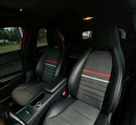 MERCEDES-BENZ-A 200-2015