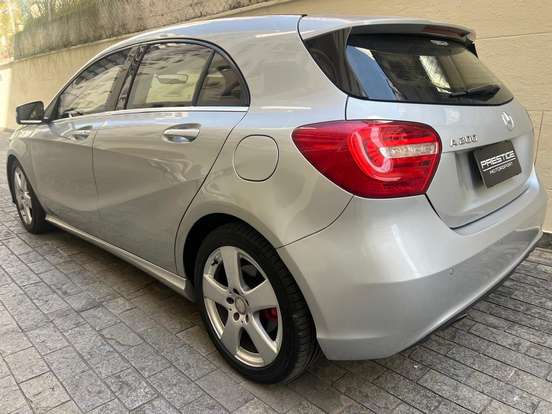 MERCEDES-BENZ-A 200-2014