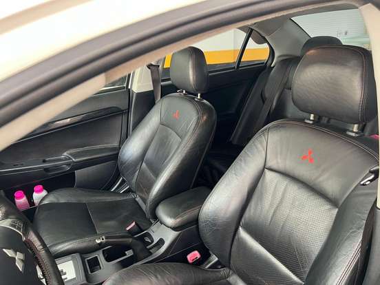 MITSUBISHI-LANCER-2012