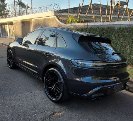 PORSCHE-MACAN-2022