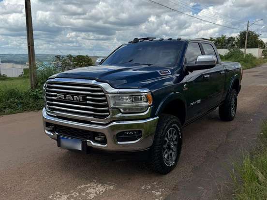 RAM-3500-6.7 I6 TURBO DIESEL LIMITED LONGHORN CD 4X4 AUTOMÁTICO RAM-3500-2022