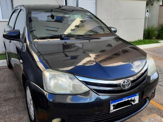 TOYOTA-ETIOS-1.5 XLS 16V FLEX 4P MANUAL TOYOTA-ETIOS-2014