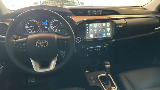 TOYOTA-HILUX-2025