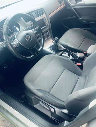 VOLKSWAGEN-GOLF-2014