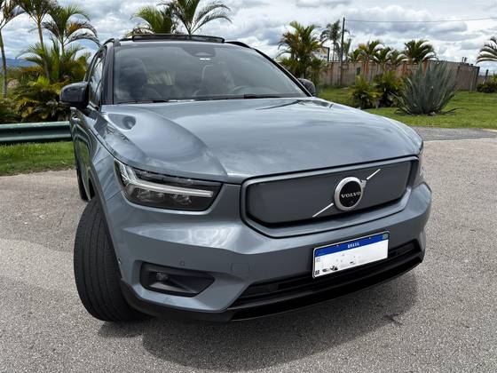 VOLVO XC40 P8 RECHARGE ELECTRIC BEV PURE AWD