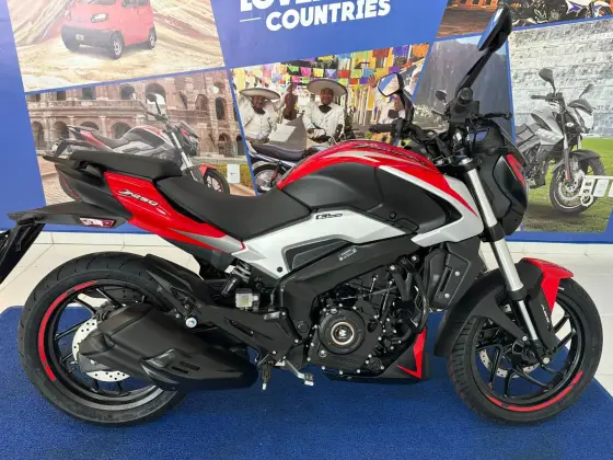 BAJAJ DOMINAR 250 BAJAJ DOMINAR 250