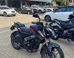 BAJAJ DOMINAR 200 BAJAJ DOMINAR 200