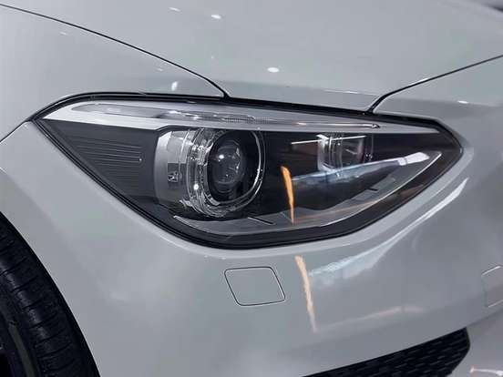 BMW-118i-1.6 SPORT GP 16V TURBO GASOLINA 4P AUTOMÁTICO BMW-118i-2014