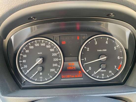 BMW-320i-2.0 16V GASOLINA 4P AUTOMÁTICO BMW-320i-2011