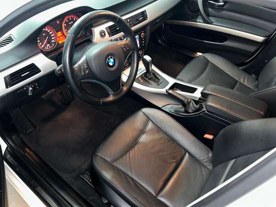 BMW-325i-2.5 SEDAN 24V GASOLINA 4P AUTOMÁTICO BMW-325i-2010