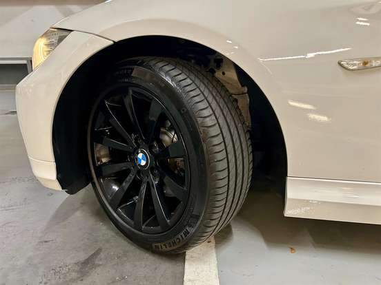 BMW-325i-2.5 SEDAN 24V GASOLINA 4P AUTOMÁTICO BMW-325i-2010