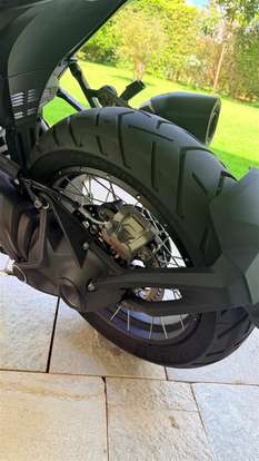 BMW-R 1300 GS TRIPLE BLACK BMW-R 1300 GS TRIPLE BLACK-2025