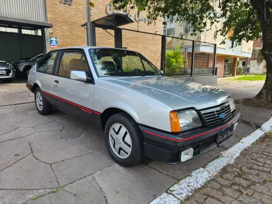 CHEVROLET MONZA 1.8 SR HATCH ÁLCOOL 2P MANUAL CHEVROLET MONZA 1.8 SR HATCH ÁLCOOL 2P MANUAL