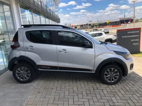 FIAT-MOBI-1.0 EVO FLEX TREKKING MANUAL FIAT-MOBI-2024