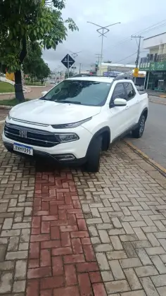 FIAT TORO 2.0 16V TURBO DIESEL FREEDOM 4WD AT9