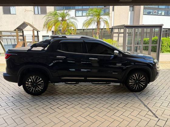 FIAT TORO 2.0 16V TURBO DIESEL RANCH 4WD AT9