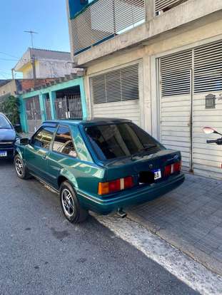 FORD-ESCORT-1995