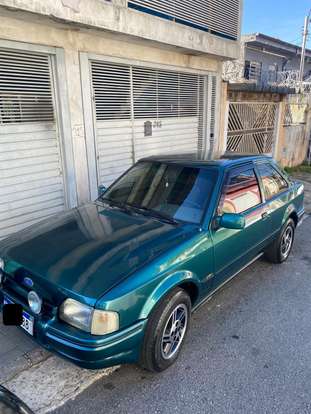 FORD-ESCORT-1995