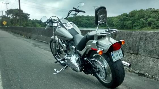 HARLEY-DAVIDSON SOFTAIL FXST 