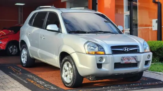 HYUNDAI TUCSON 2.0 MPFI GL 16V 142CV 2WD GASOLINA 4P MANUAL