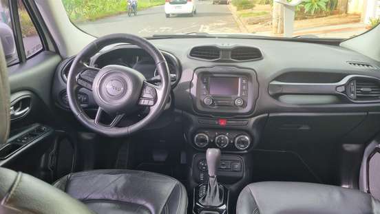 JEEP-RENEGADE-2018